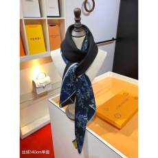 Louis Vuitton Scarf